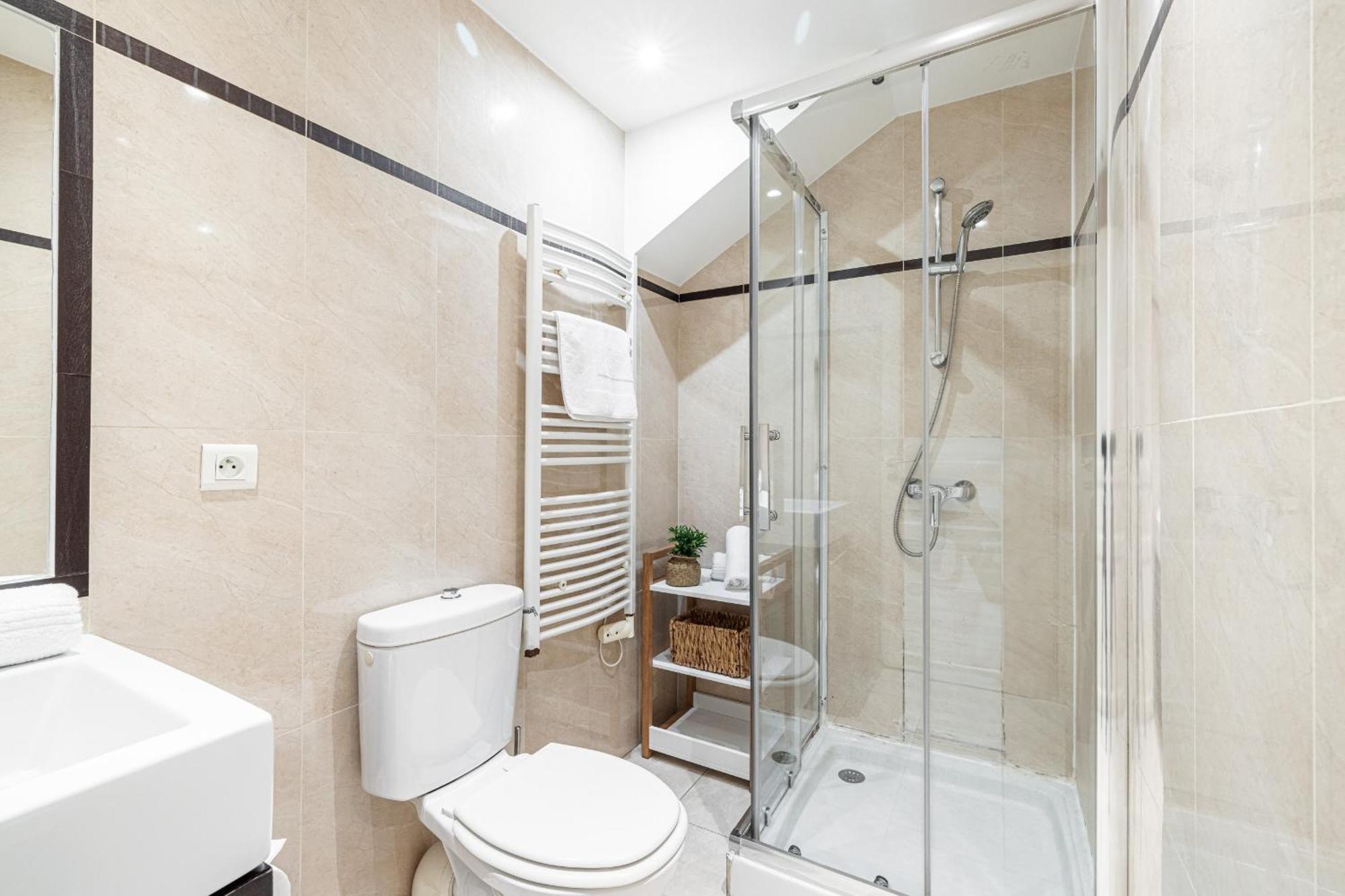 Massena Street - 1 Bdr Duplex With Ac & Parking Apartment Nice Ngoại thất bức ảnh